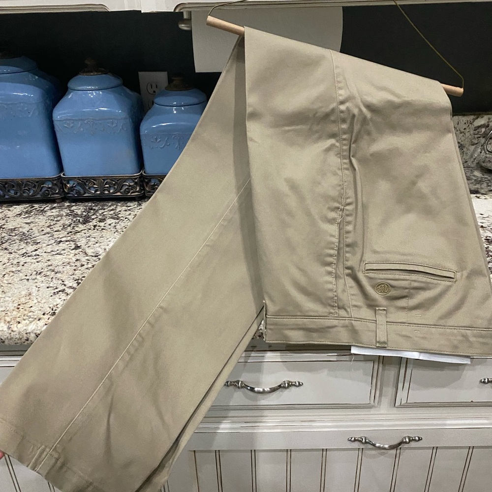 Wrangler Khaki Chinos - Light Tan